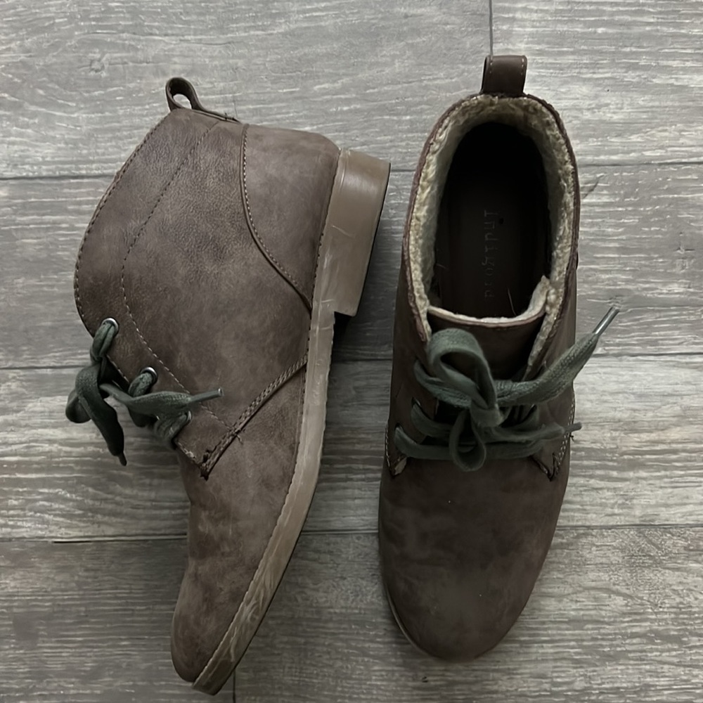 Indigo Rd. Ankle boots size 6M color brown